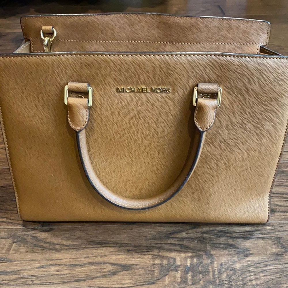 SELMA LEATHER HANDBAG - CAMEL